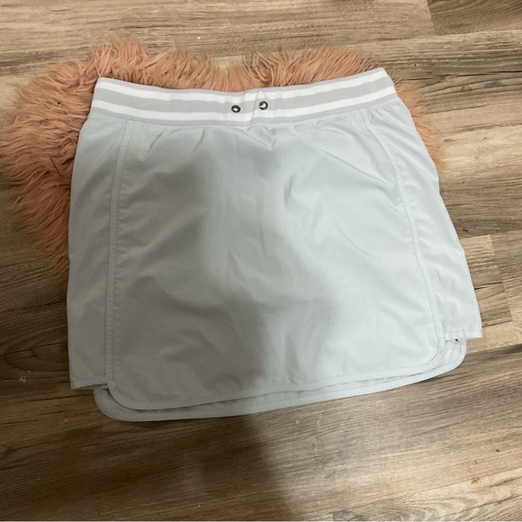 Athleta Gray Skort Size 10 - Picture 2 of 8